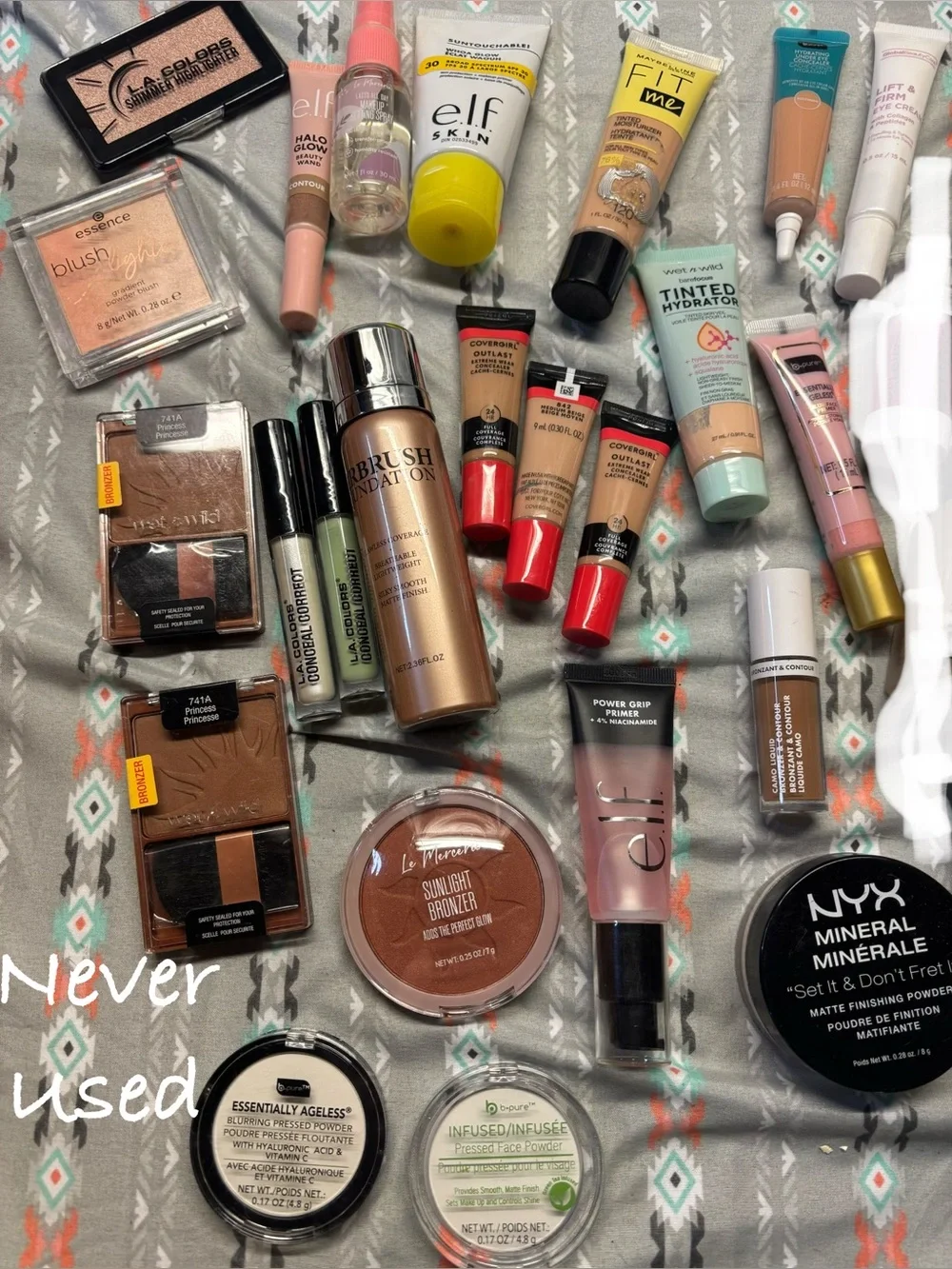 💁‍♀️💥💥Assorted Makeup Bundle - Picture 2 of 13